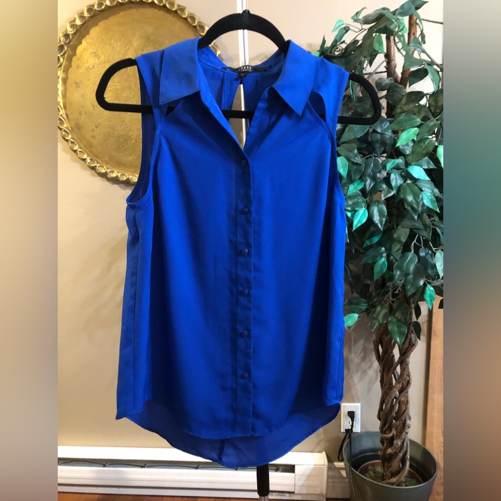 Guess top
